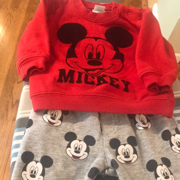 Disney Other - Mickey Mouse Sweatsuit
